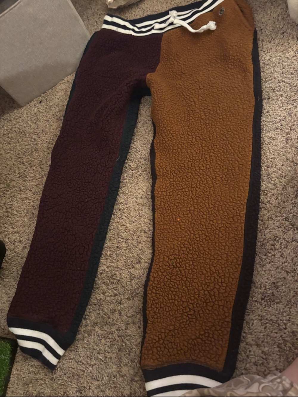 Men’s Champion Colorblock Sherpa Joggers